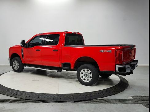 Used 2023 Ford F250 XLT AWD/4WD image 5