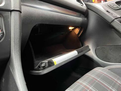 Used 2013 Volkswagen GTI Wolfsburg Edition FWD image 20