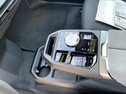 New 2026 BMW iX M70 image 18