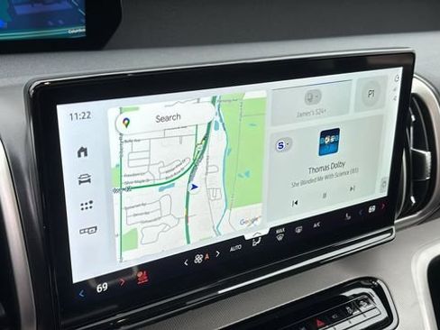 New 2025 Ford Expedition Active image 19