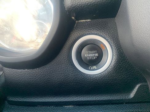 Used 2021 RAM 1500 Lone Star image 11