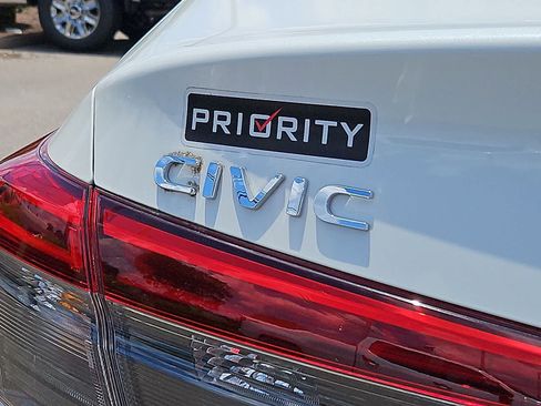 Used 2023 Honda Civic LX image 35