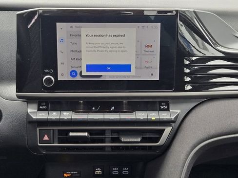 Used 2025 Toyota Camry LE image 19