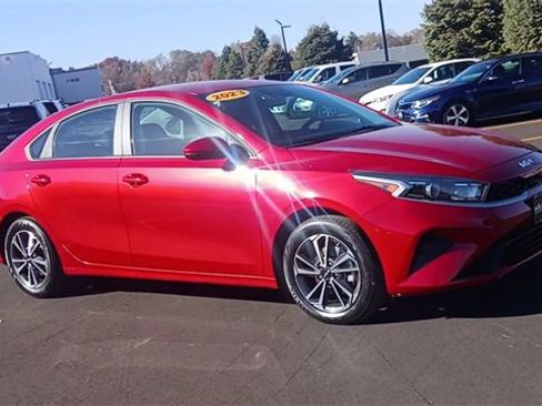 Certified 2023 Kia Forte LXS image 4