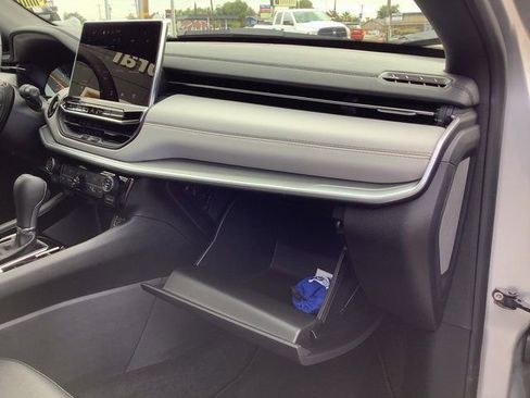 New 2026 Jeep Compass Limited image 39