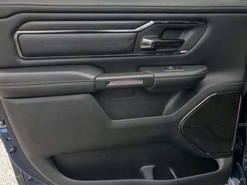 Used 2022 RAM 1500 Limited AWD/4WD image 15