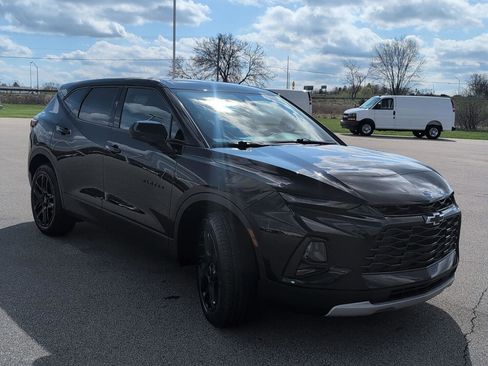 Used 2021 Chevrolet Blazer LT w/ LPO, Black Accent Package image 9
