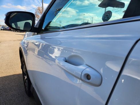 Used 2018 Toyota RAV4 XLE image 43