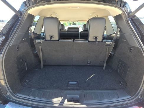 Used 2020 Nissan Pathfinder SL AWD/4WD image 15