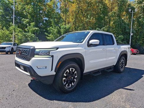 Used 2022 Nissan Frontier Pro-X image 3