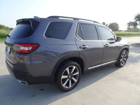 Certified 2023 Honda Pilot Elite image 4