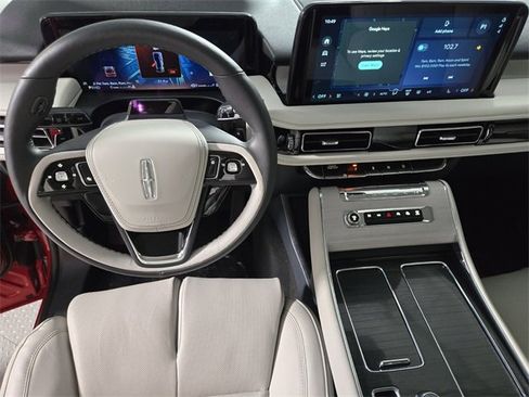 New 2026 Lincoln Aviator Reserve w/ Luxury Package image 17