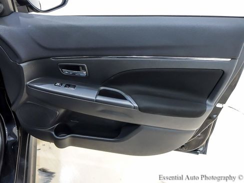 Used 2024 Mitsubishi Outlander Sport ES AWD/4WD image 29