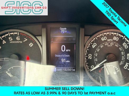 Used 2017 Toyota Tacoma TRD Sport AWD/4WD image 10
