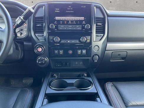 Used 2022 Nissan Titan PRO-4X w/ Pro-4x Convenience Package image 3