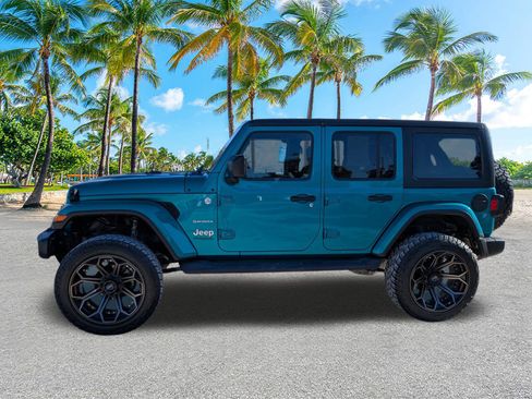 Used 2019 Jeep Wrangler Unlimited Sahara image 7