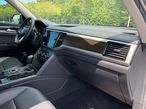 Used 2023 Volkswagen Atlas SE w/ Panoramic Sunroof Package FWD image 33