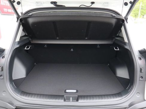 Used 2025 Kia Seltos EX AWD/4WD image 4