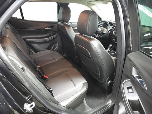 Used 2023 Buick Encore GX Preferred image 17