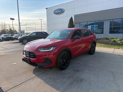 Used 2025 Honda HR-V Sport image 9