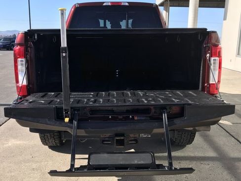 Used 2017 Ford F350 King Ranch image 31