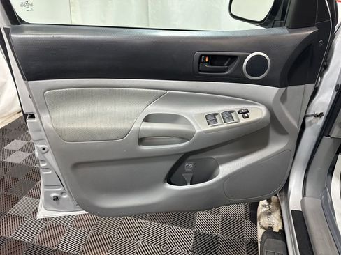 Used 2010 Toyota Tacoma 4x4 Double Cab image 22