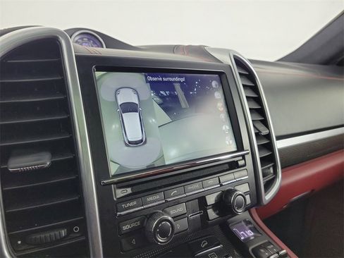 Used 2016 Porsche Cayenne GTS image 25