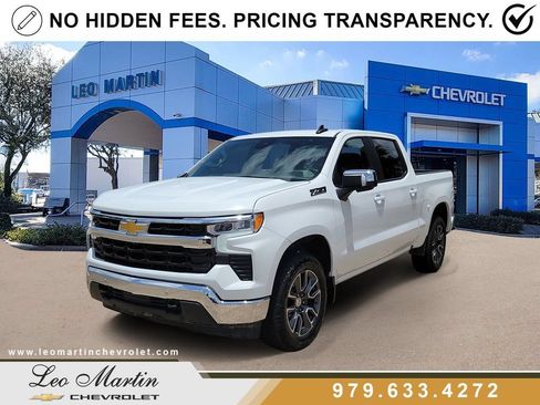 Used 2025 Chevrolet Silverado 1500 LT AWD/4WD image 1