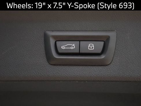 Used 2024 BMW X3 xDrive30i w/ Premium Package AWD/4WD image 19
