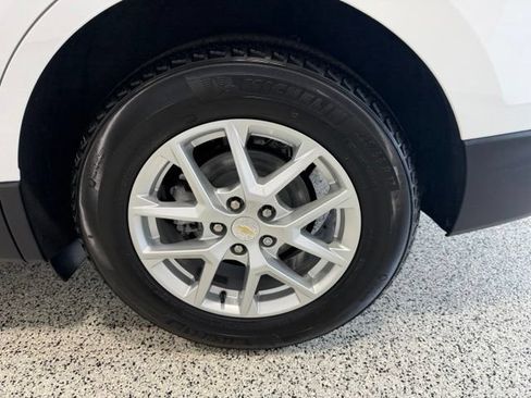 Used 2024 Chevrolet Equinox LT w/ LPO, Floor Liner Package FWD image 35