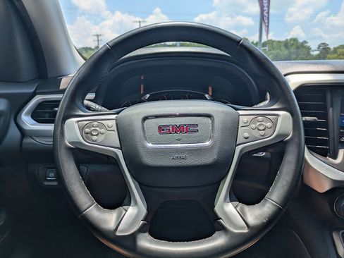 Used 2023 GMC Acadia SLT AWD/4WD image 19