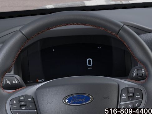Used 2025 Ford Explorer Active AWD/4WD image 14