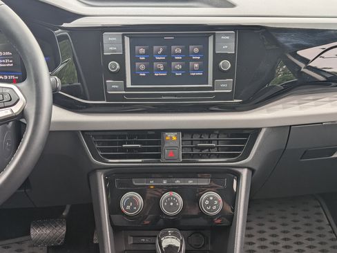 Used 2024 Volkswagen Taos S FWD image 26