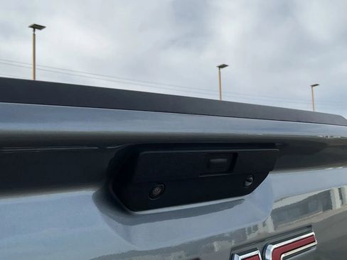 Used 2021 GMC Sierra 1500 Elevation image 17