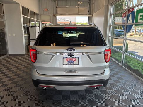 Used 2016 Ford Explorer Limited AWD/4WD image 5