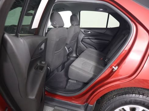Used 2020 Chevrolet Equinox LT w/ Driver Convenience Package AWD/4WD image 49