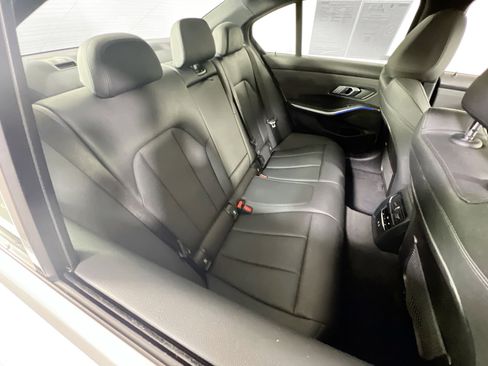 Used 2021 BMW 330i xDrive 330i xDrive w/ Convenience Package image 26