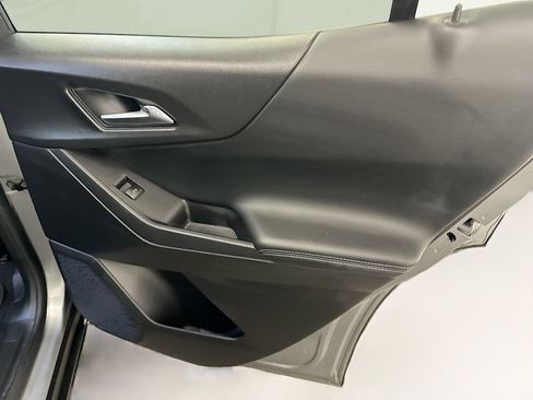 Used 2025 Chevrolet Equinox LT image 30