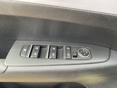 Used 2024 Kia Forte LXS FWD image 14