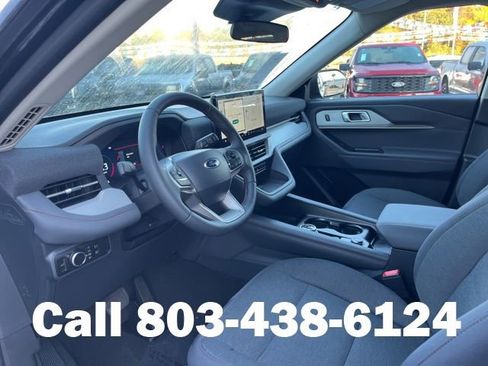 New 2026 Ford Explorer Active image 6