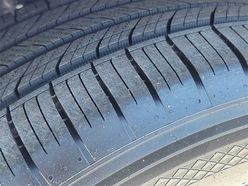 New 2025 BMW X3 xDrive30i w/ Convenience Package image 9