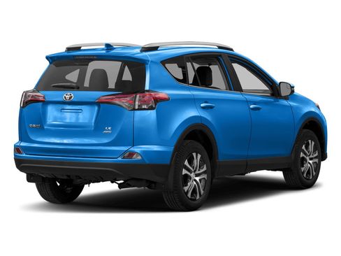 Used 2018 Toyota RAV4 LE AWD/4WD image 3