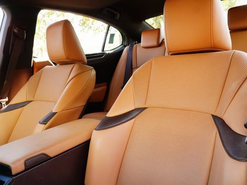 Used 2021 Lexus ES 350 w/ Premium Package image 14