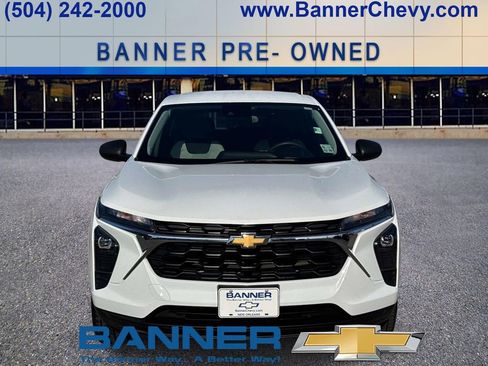 Certified 2024 Chevrolet Trax LS FWD image 2