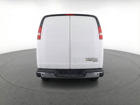 Used 2025 Chevrolet Express 3500 LT w/ LT Preferred Equipment Group image 7