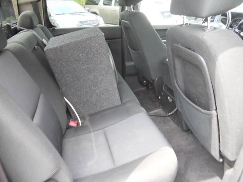 Used 2010 GMC Sierra 1500 SLE w/ (PDW) Pro Sport Package AWD/4WD image 22