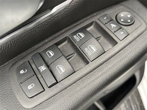 Used 2024 RAM 1500 Big Horn image 13