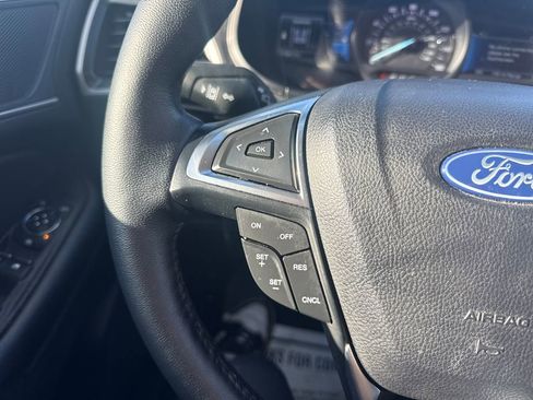 Used 2024 Ford Edge SEL w/ Convenience Package image 32