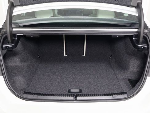 New 2026 BMW i5 eDrive40 w/ M Sport Package image 8