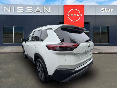 Used 2023 Nissan Rogue SV w/ SV Premium B Package AWD/4WD image 3